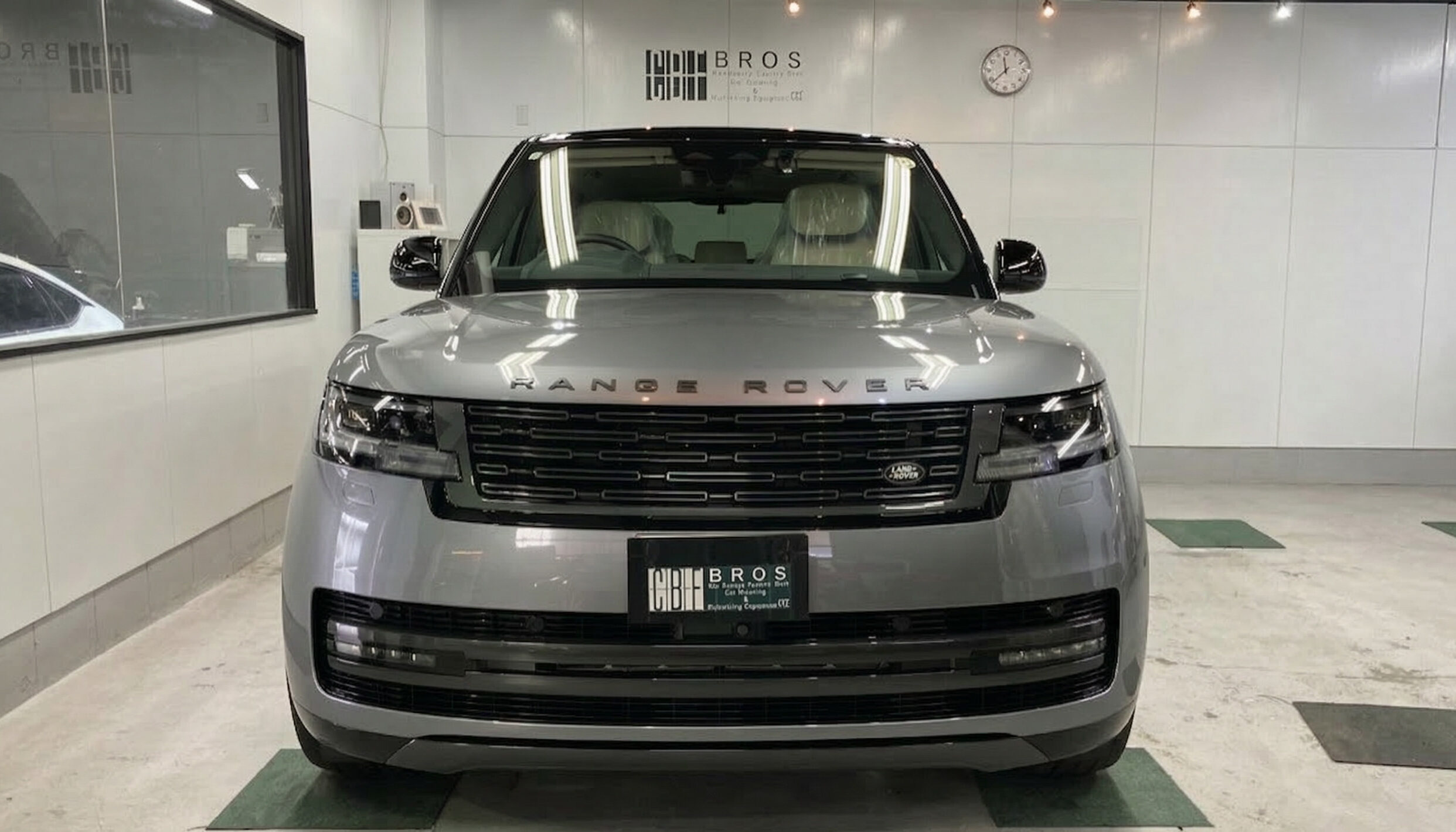 ランドローバー・レンジローバー:ガードグレイズ施工:完成写真1