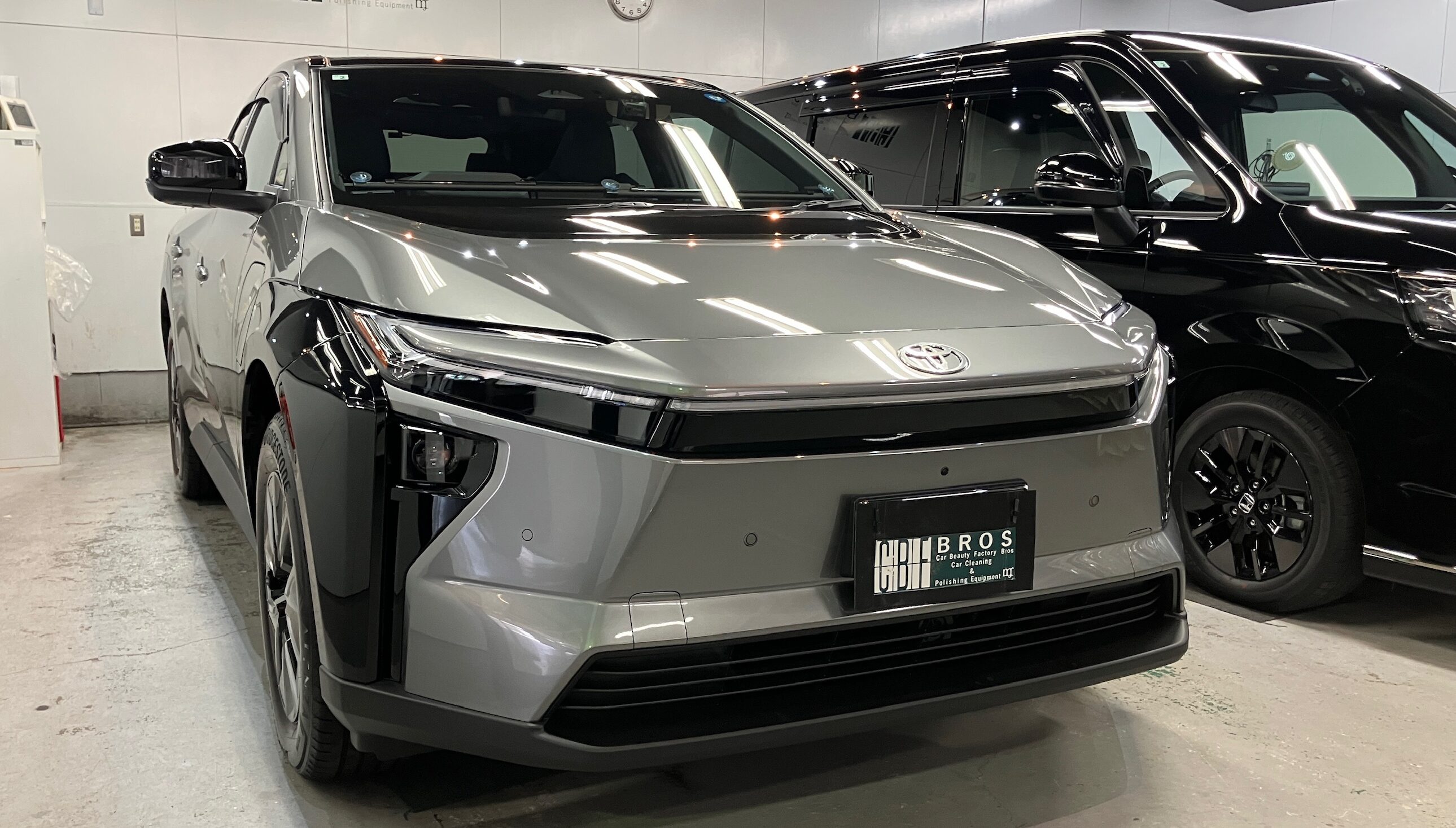 トヨタ・ｂｚ4ｘ：ガードグレイズ施工：完成写真２