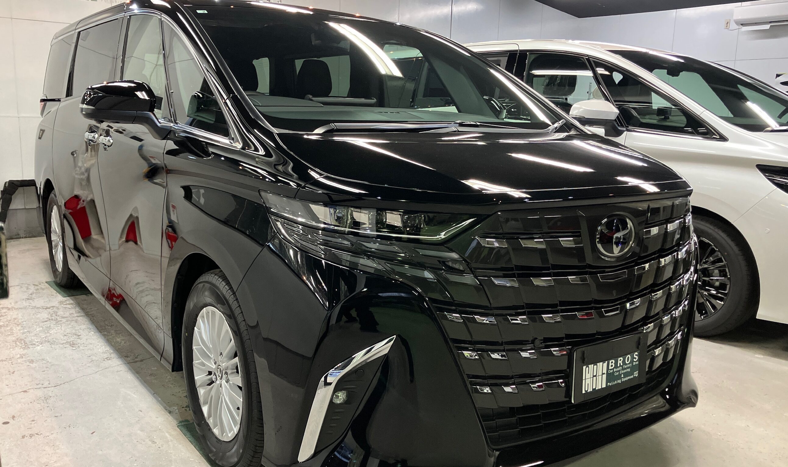 トヨタ・アルファード：アドバンスド施工：完成写真３