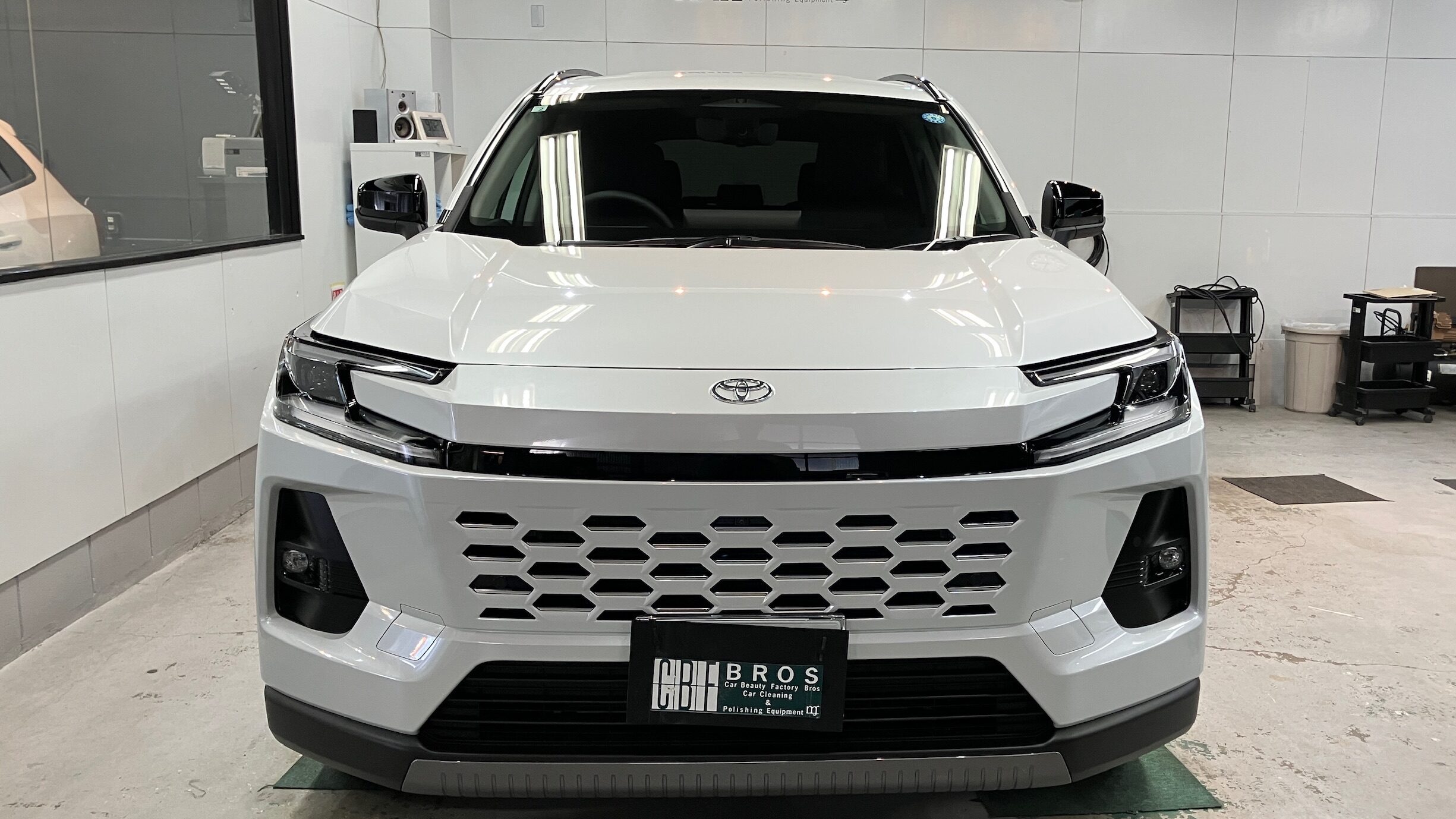 トヨタ・RAV4:ガードグレイズ施工:完成写真1