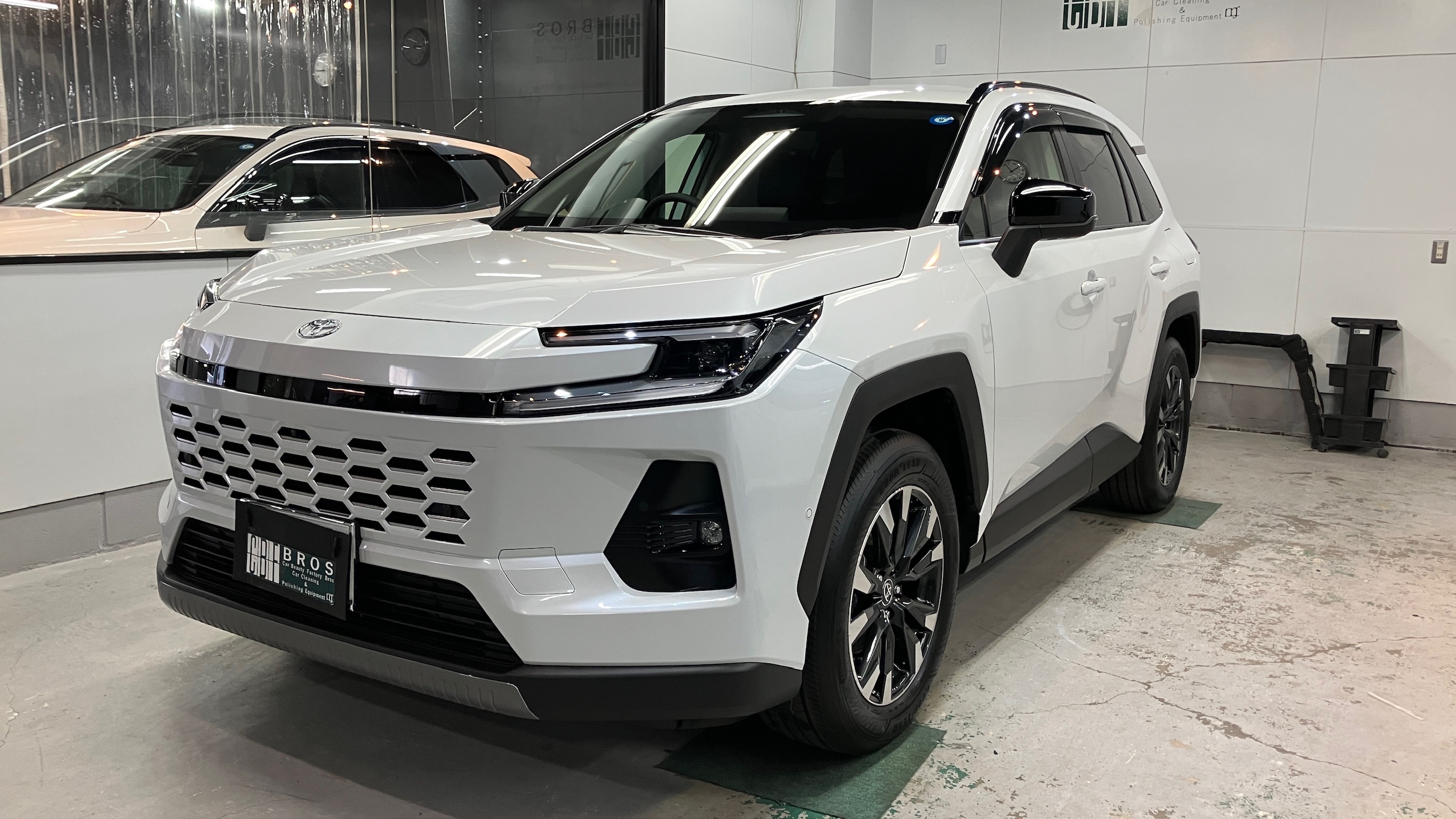 トヨタ・RAV4:ガードグレイズ施工:完成写真3