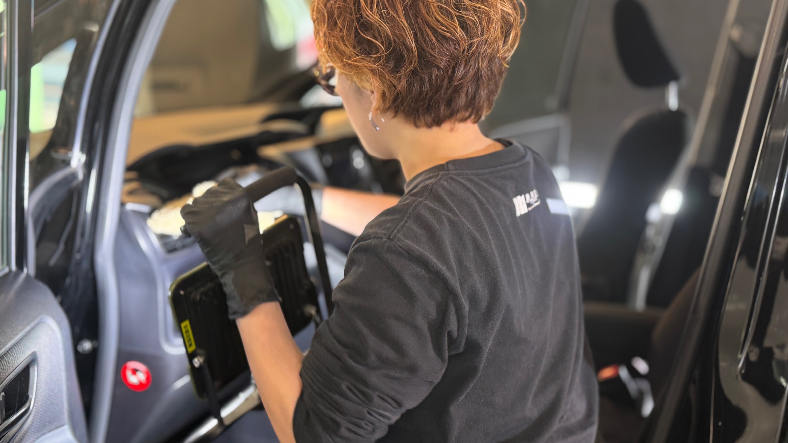 トヨタ・ヴォクシー:カークリーニング施工:施工写真4