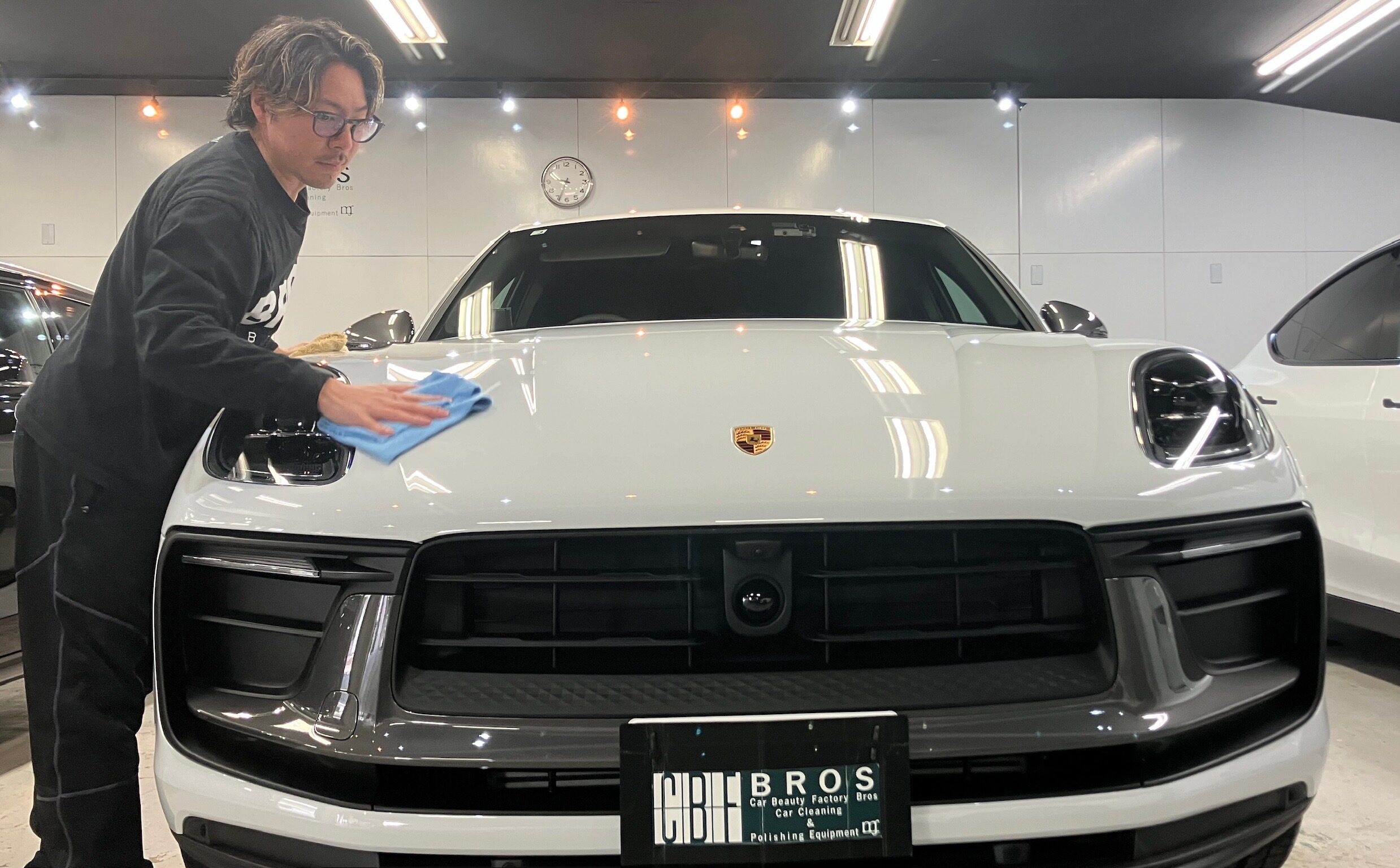 ポルシェ・マカン:断熱カーフィルム施工:施工写真5