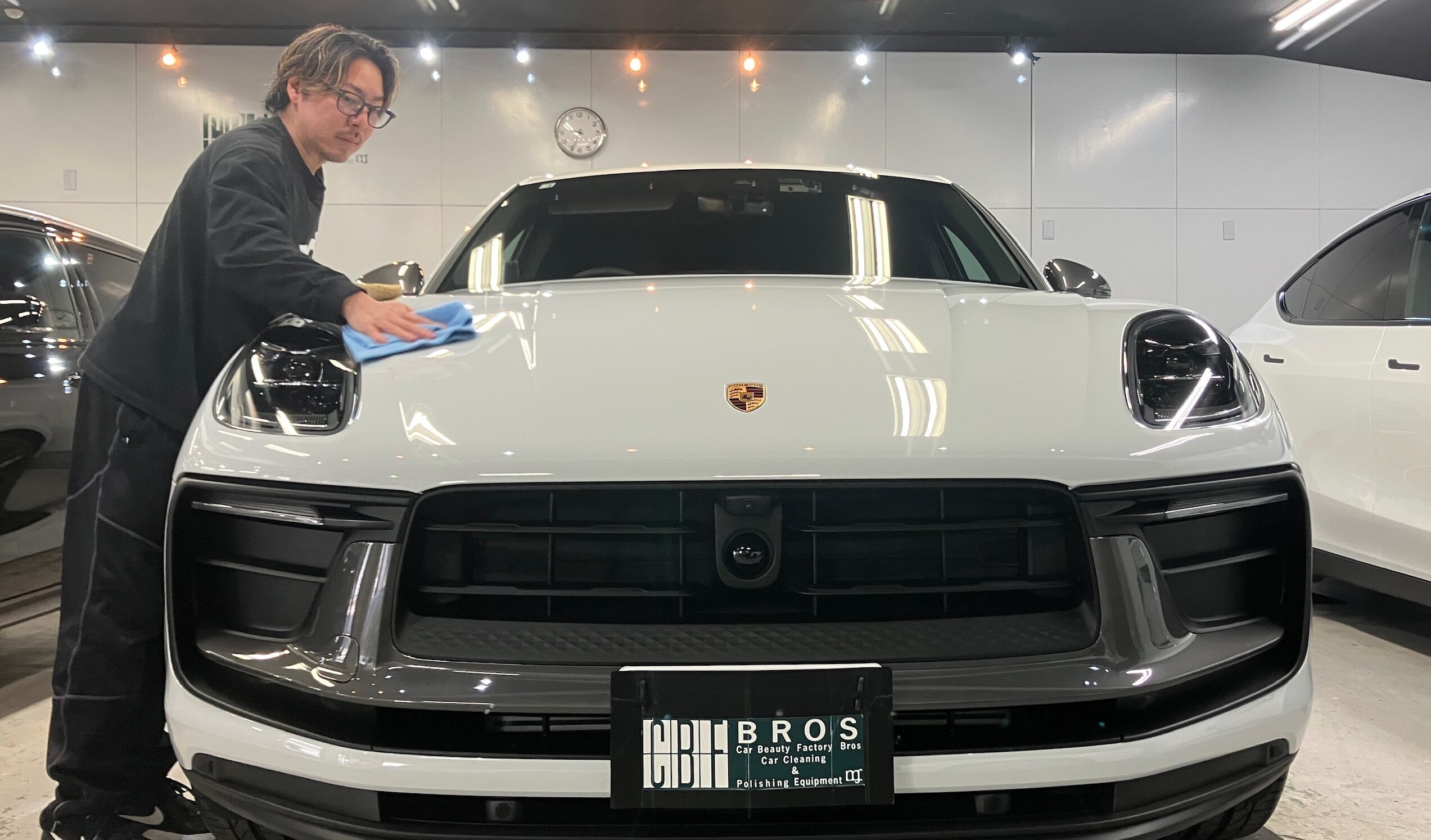 ポルシェ・マカン：セラミックコーティング施工：施工写真６