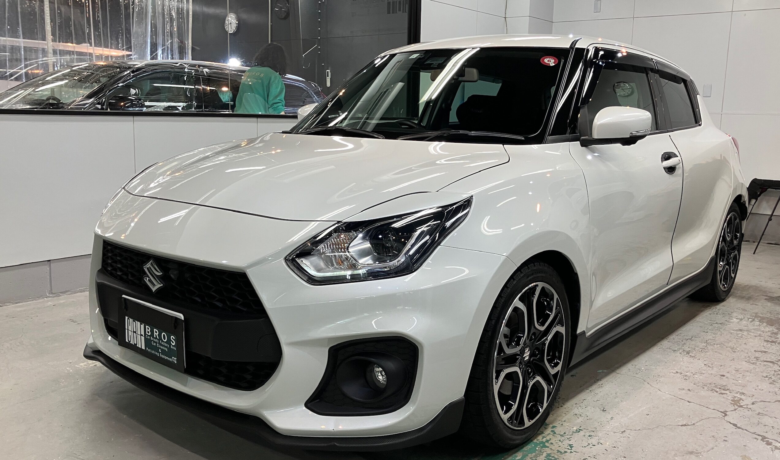 スズキ・スイフト：セラミック施工：完成写真３