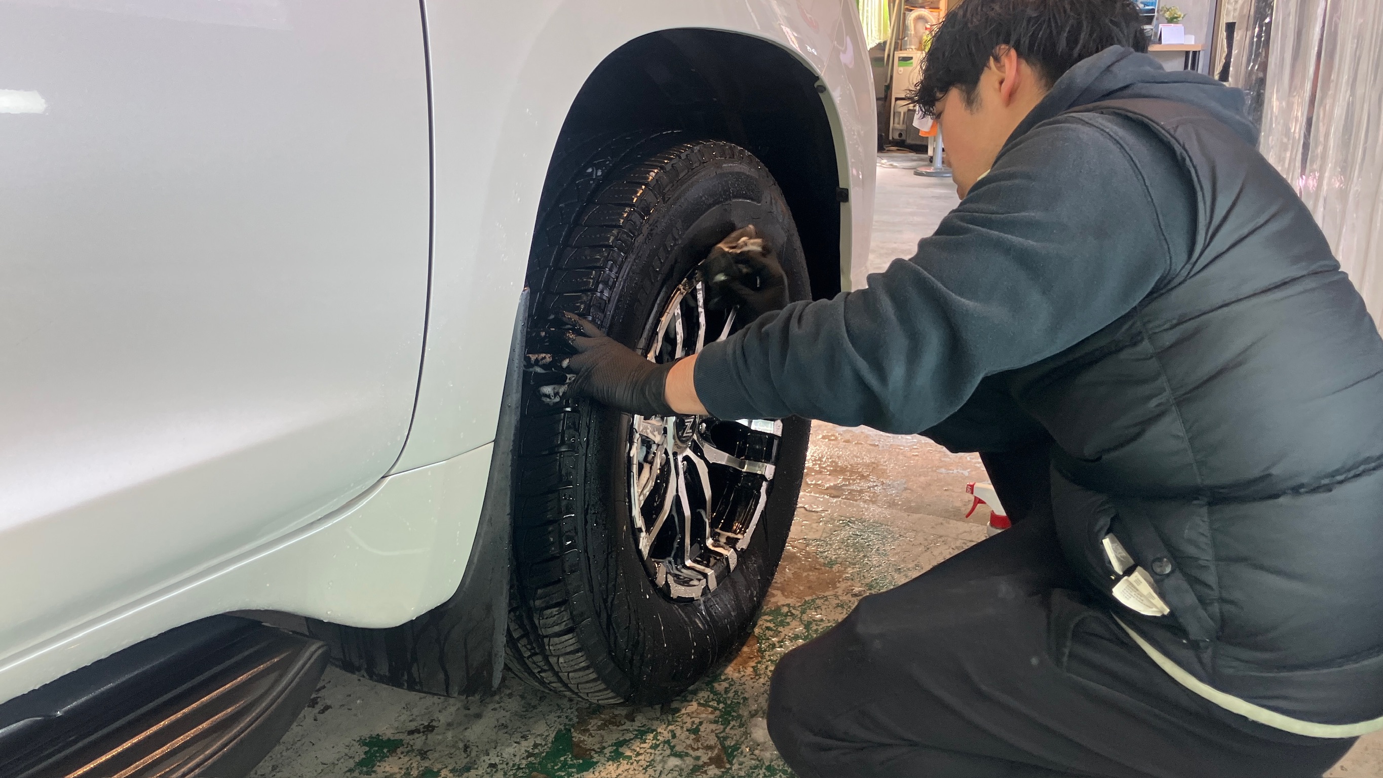 トヨタ・ランドクルーザープラド:アドバンスド施工:施工写真1