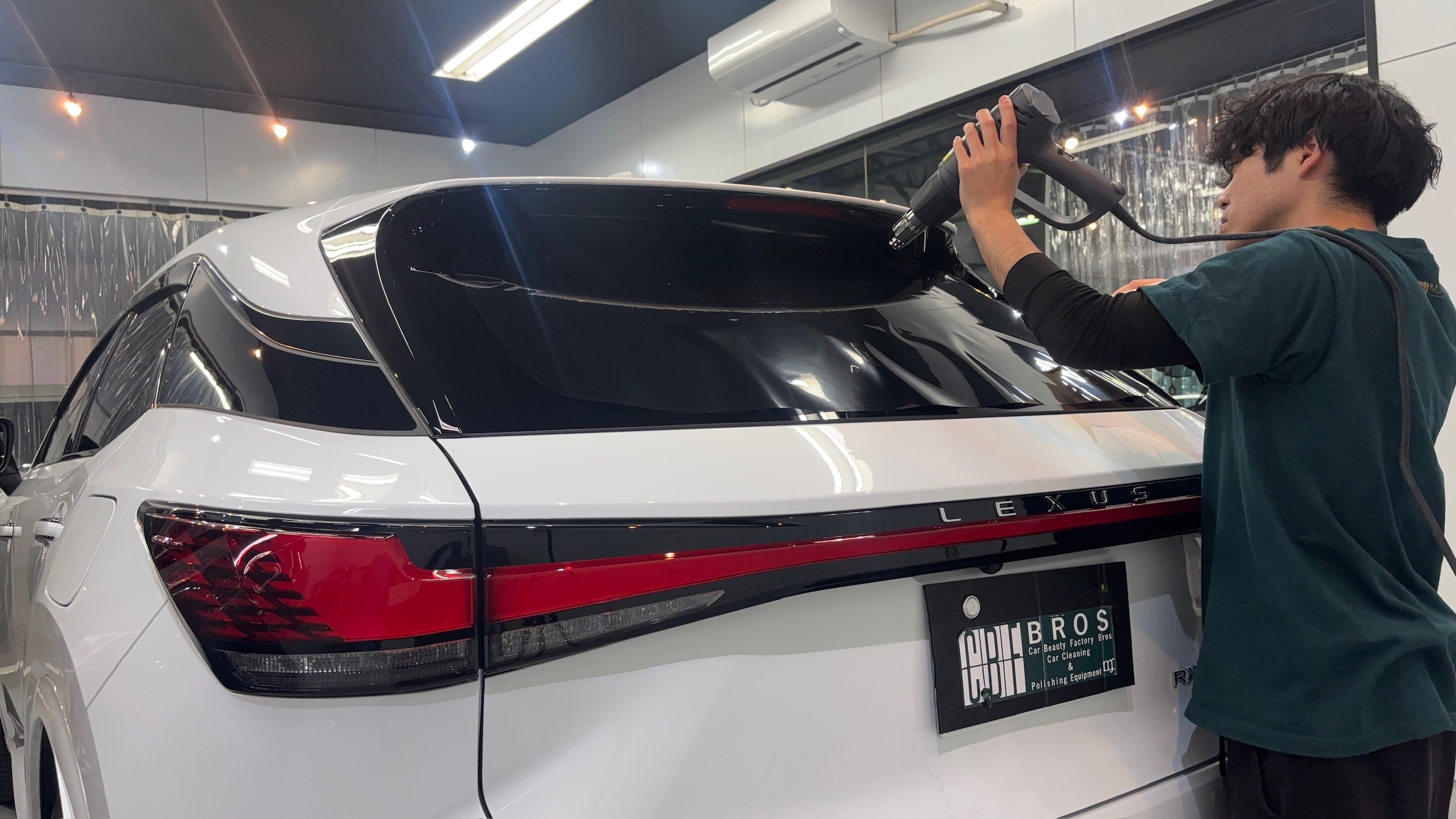 レクサス・RX:断熱カーフィルム施工:施工写真1