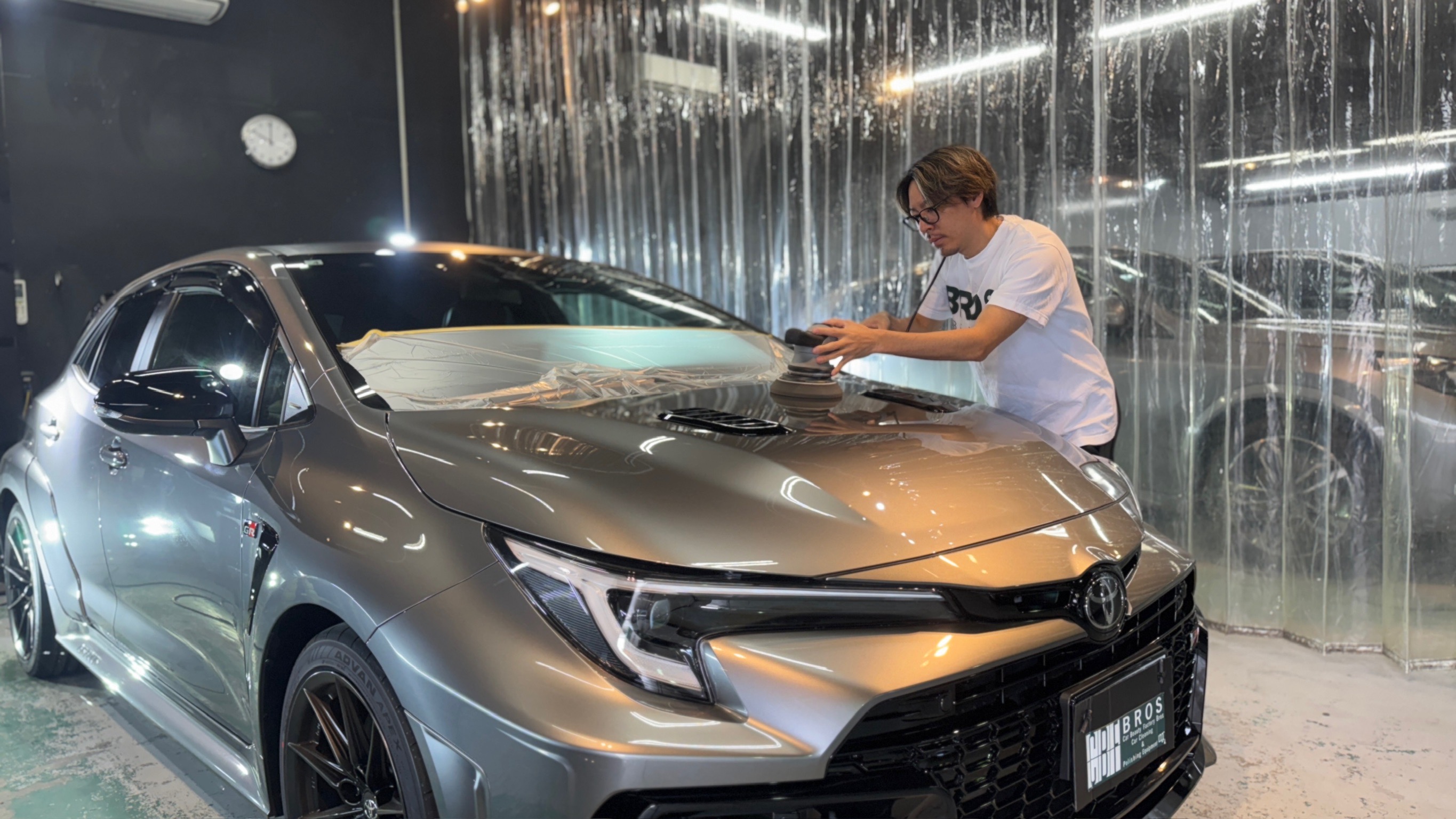 トヨタ・GRカローラ：セラミックコーティング施工：施工写真１