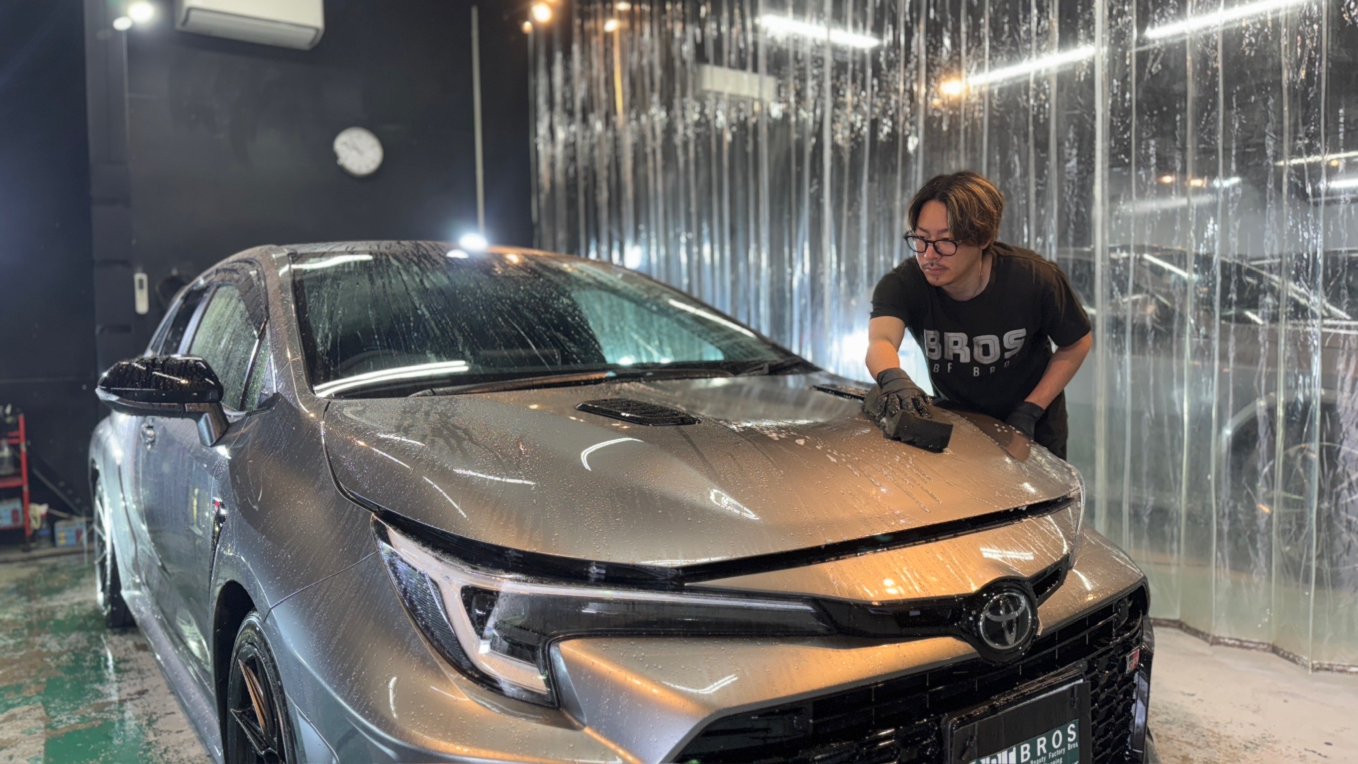 トヨタ・GRカローラ：セラミックコーティング施工：施工写真３