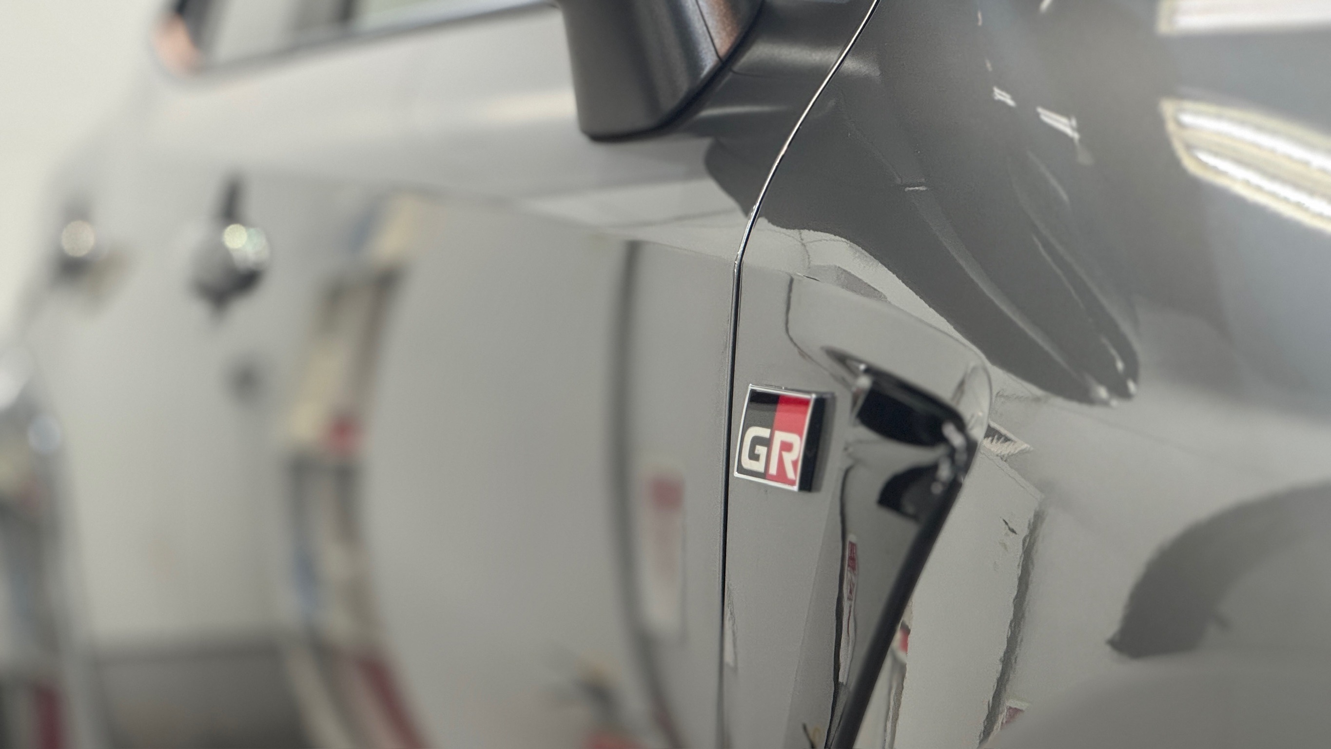 トヨタ・GRカローラ：セラミックコーティング施工：完成写真７