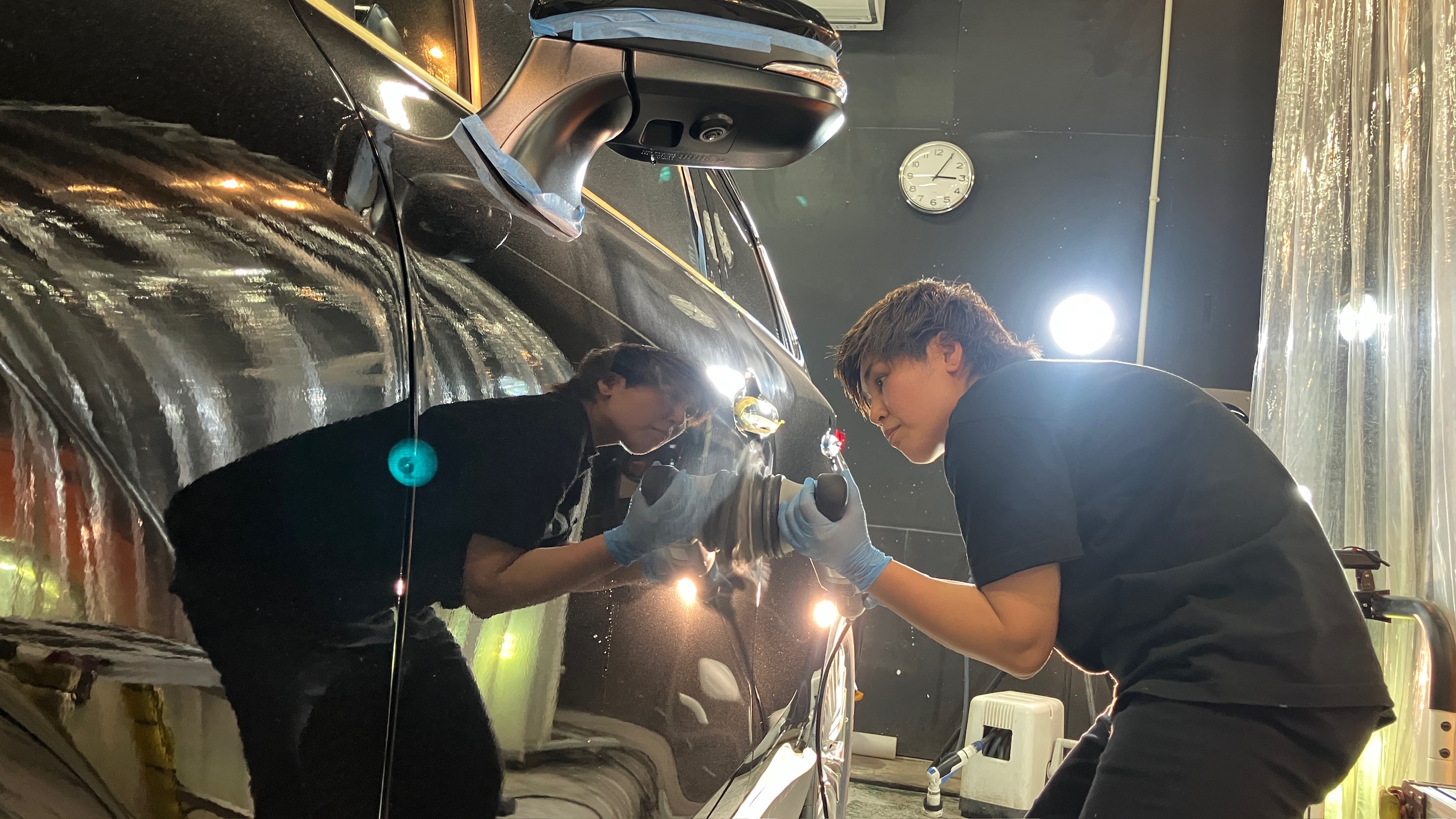 トヨタ・ハリアー:ガラスコーティング施工:施工写真3