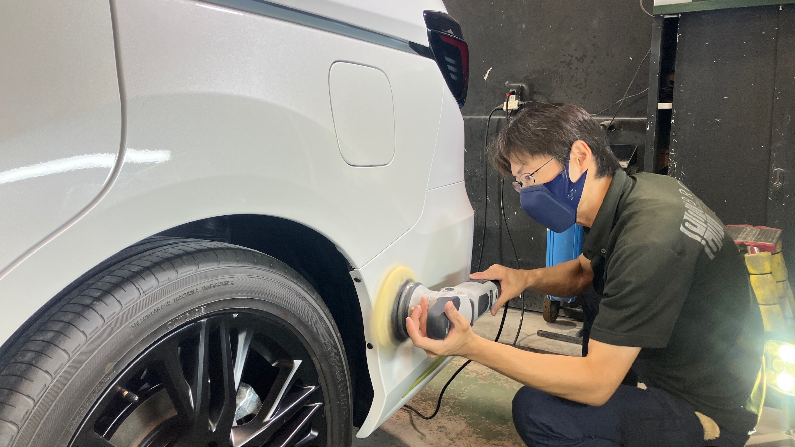 ホンダ・オデッセイ:コーティング部分補修:施工写真2