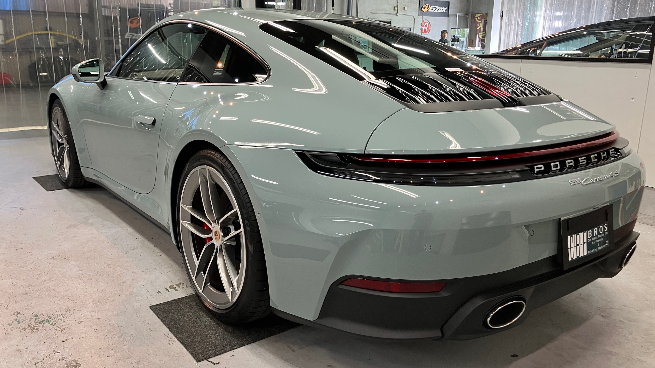ポルシェ・９１１カレラ：アドバンスド施工：完成写真４