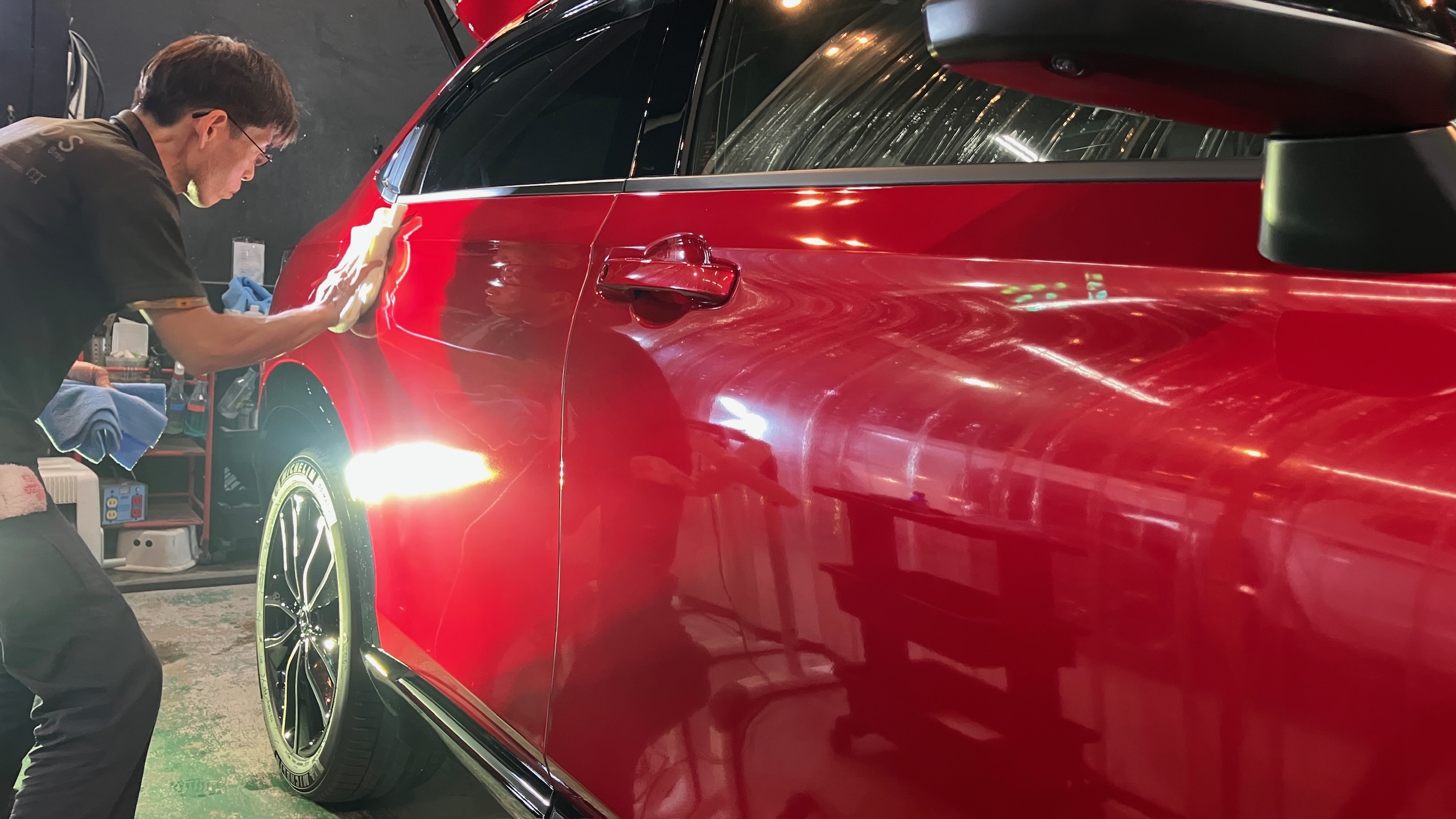 ホンダ・ヴェゼル：セラミックコーティング施工：施工写真３