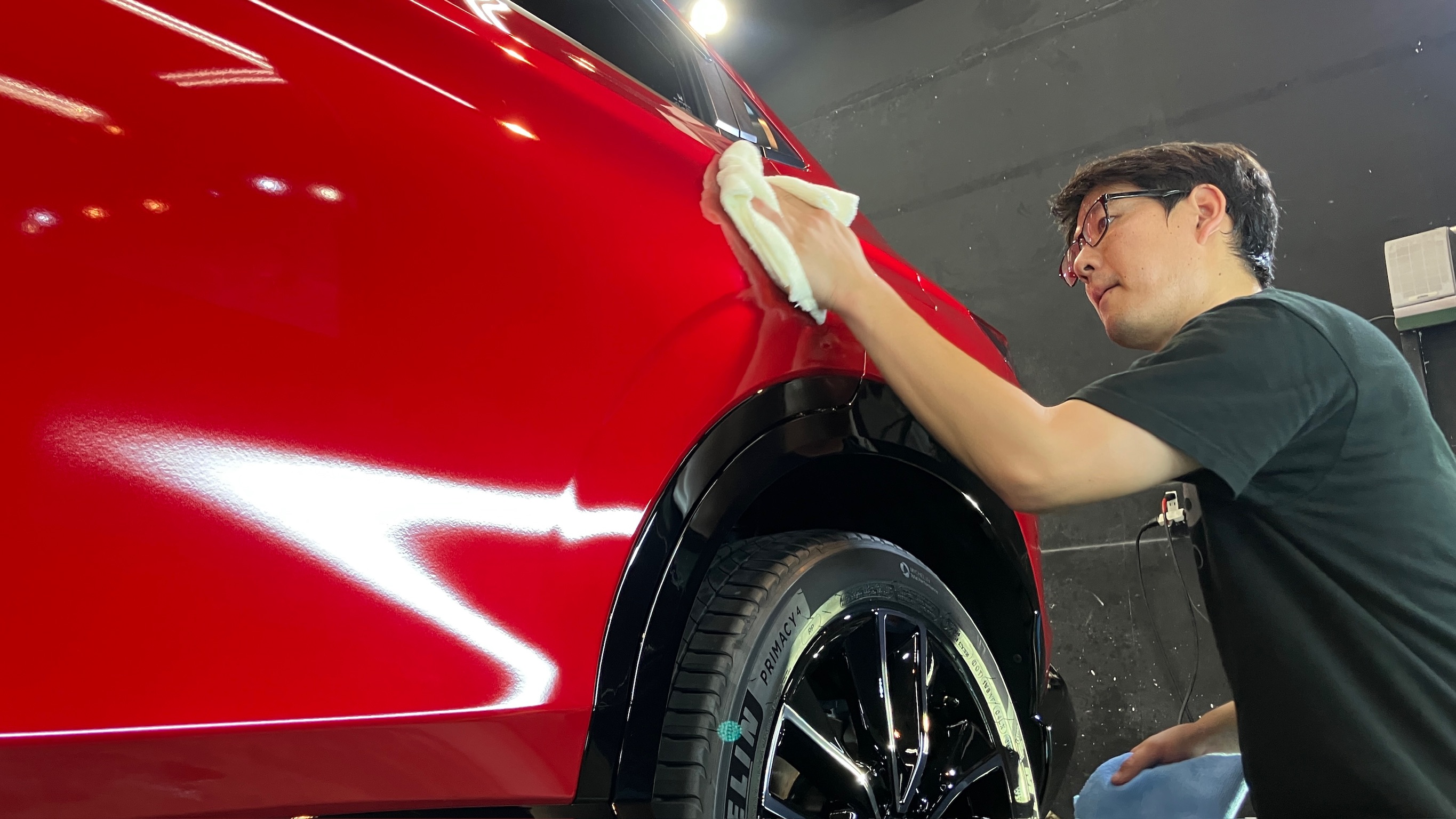 ホンダ・ヴェゼル：セラミックコーティング施工：施工写真２