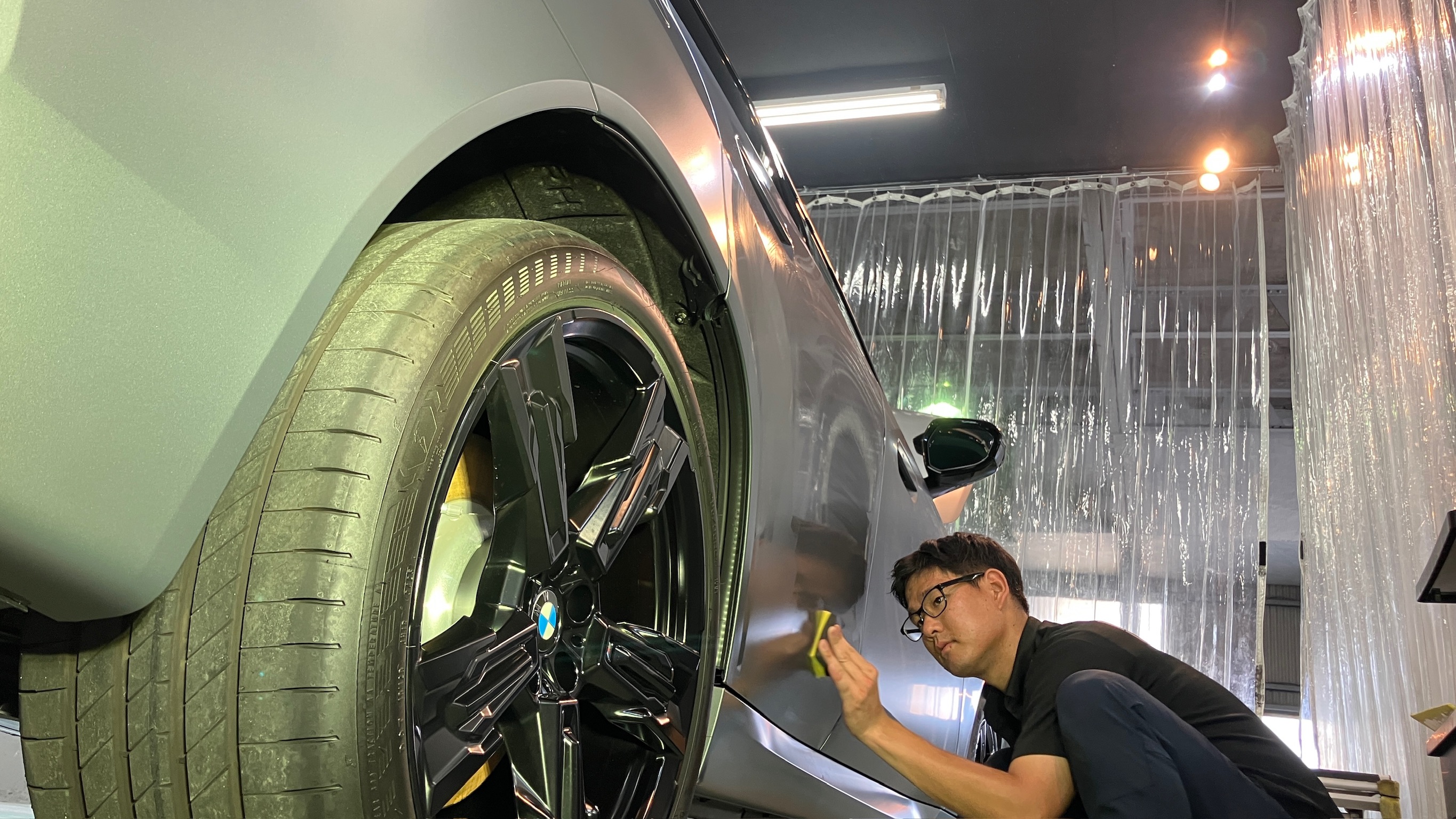 BMW・X3：セラミックコーティング施工：施工写真１