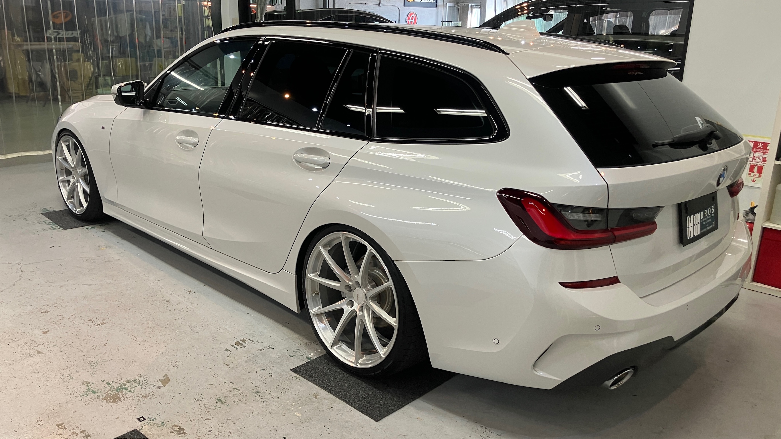 BMW・3シリーズ:アドバンスド施工:完成写真4