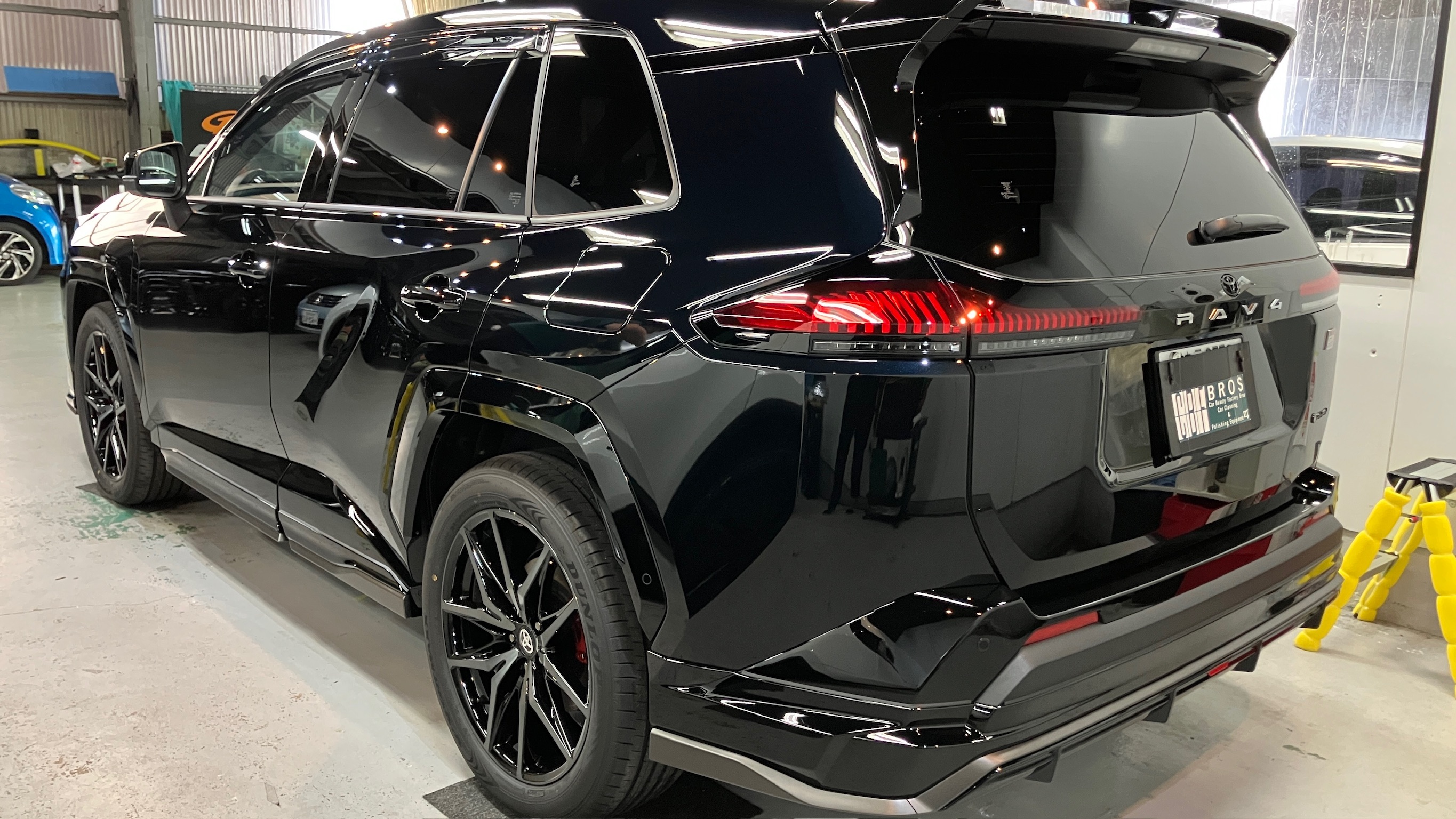 トヨタ・RAV4:ガードグレイズ施工:施工写真5