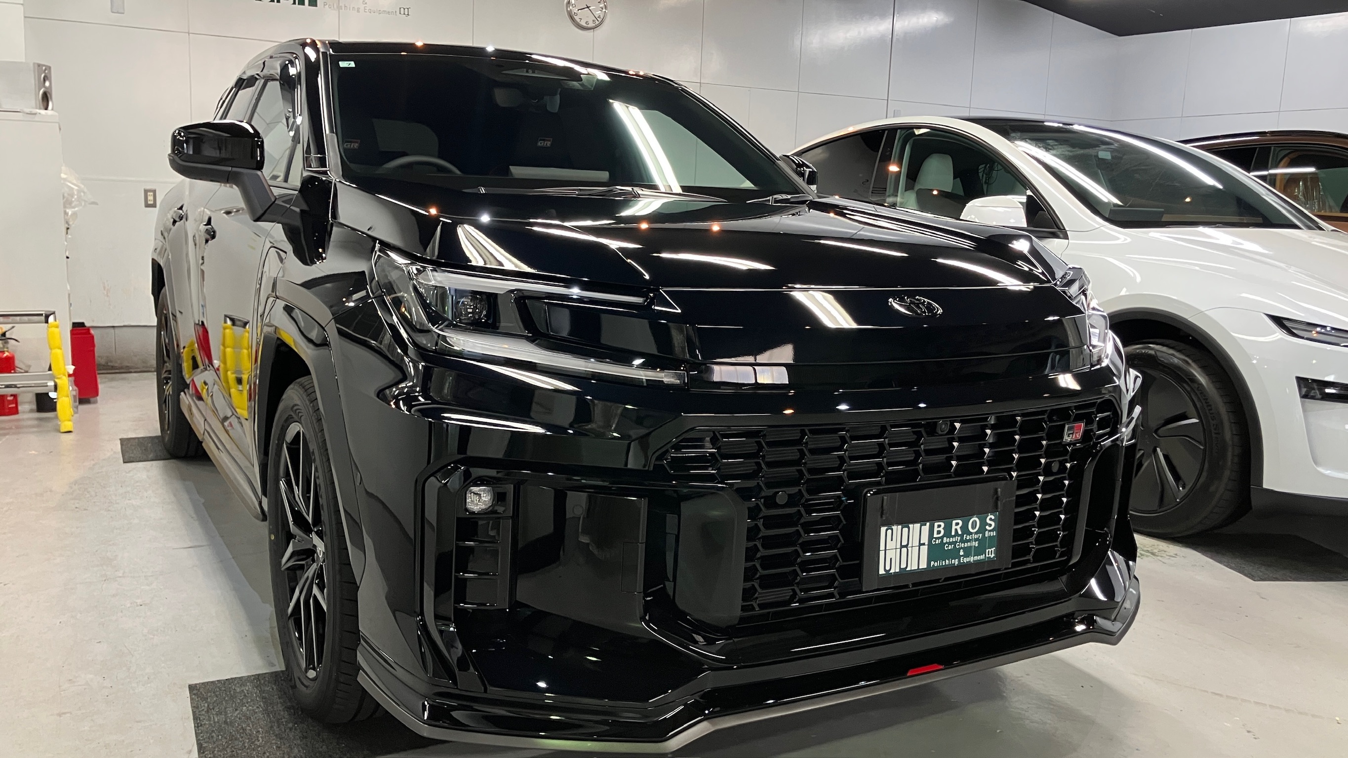 トヨタ・RAV4:ガードグレイズ施工:施工写真2