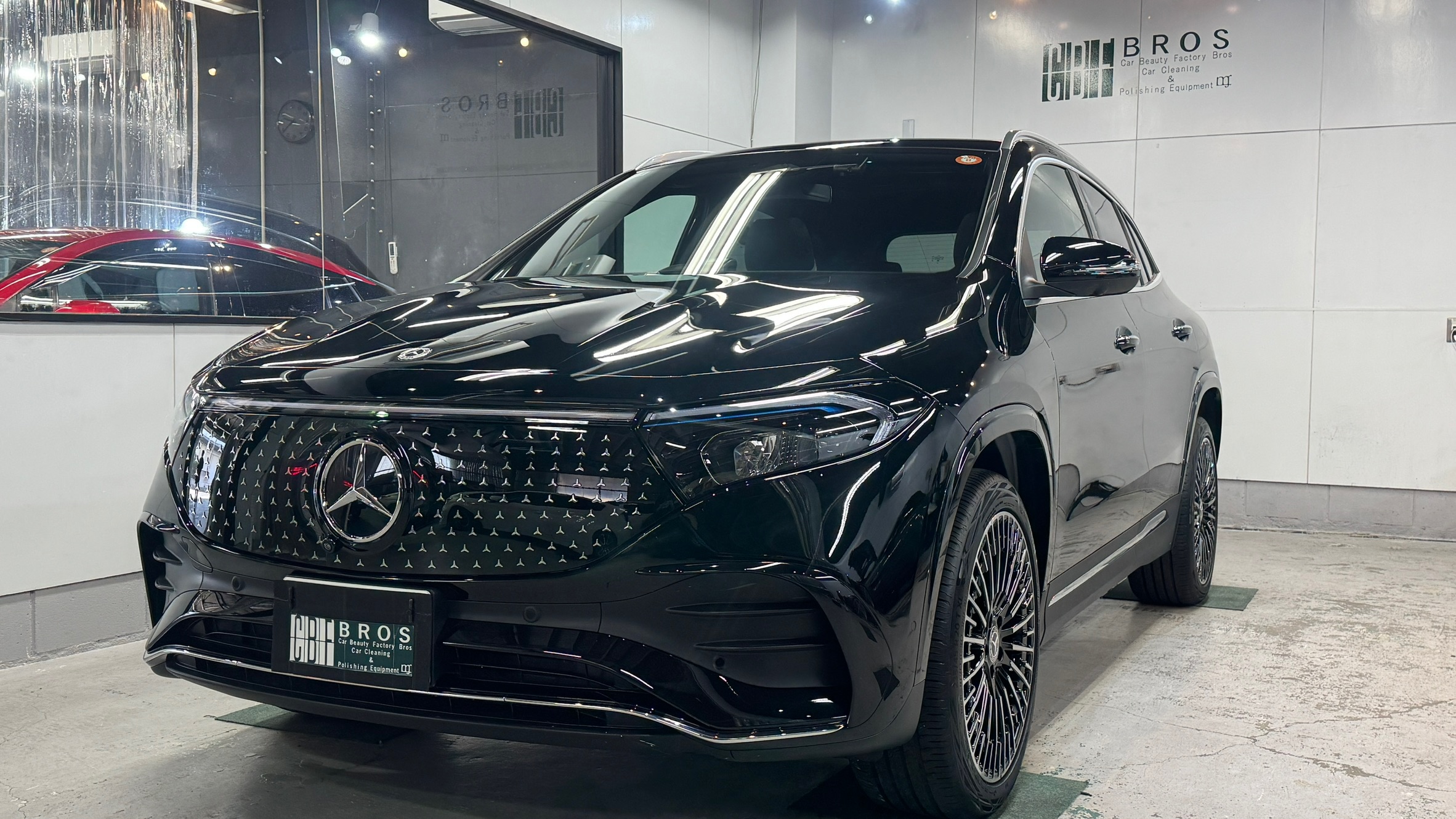 メルセデス・ベンツ　EQA 完成車のメイン写真