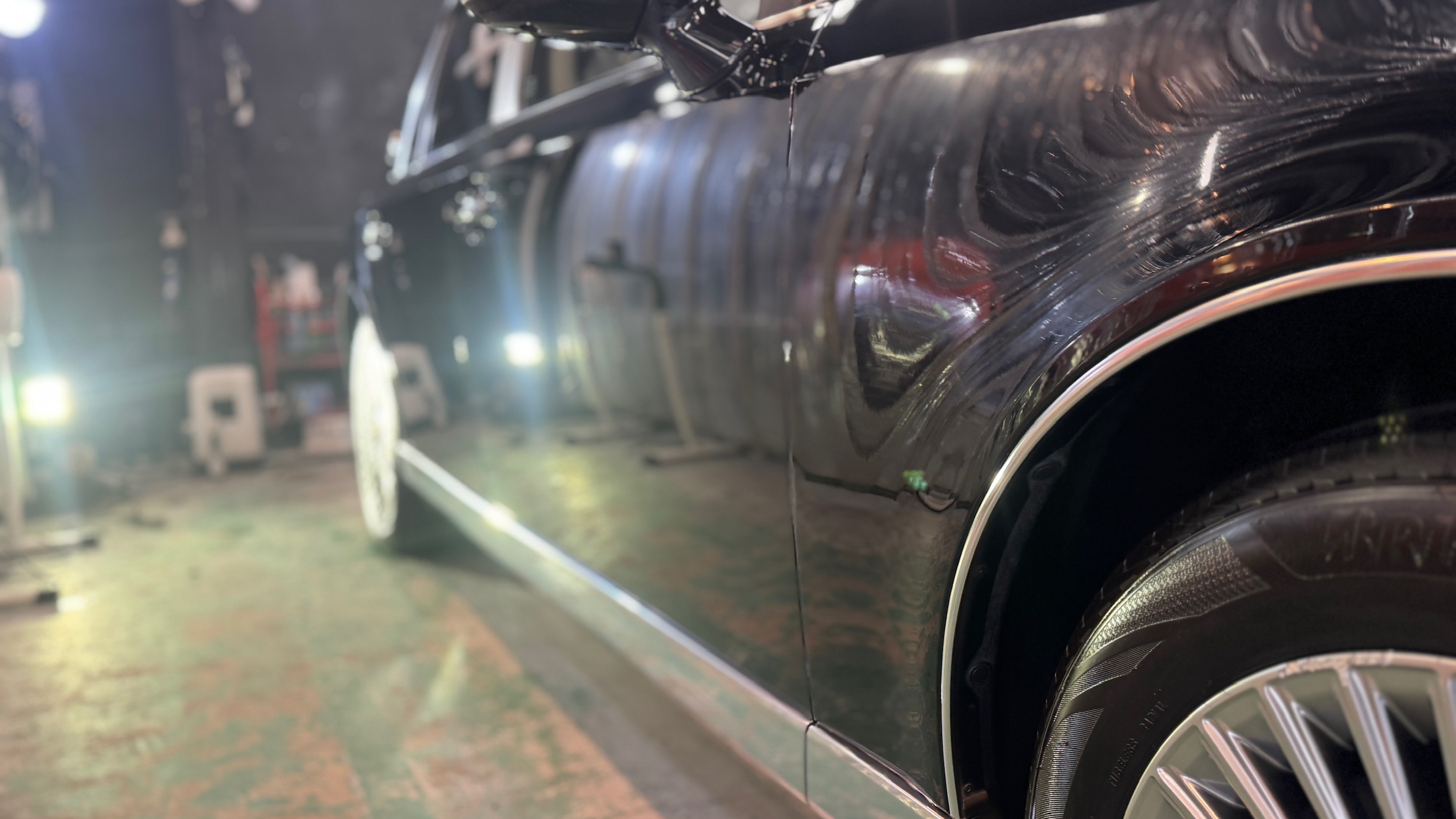 トヨタ・センチュリー：FORCE75施工：完成写真４
