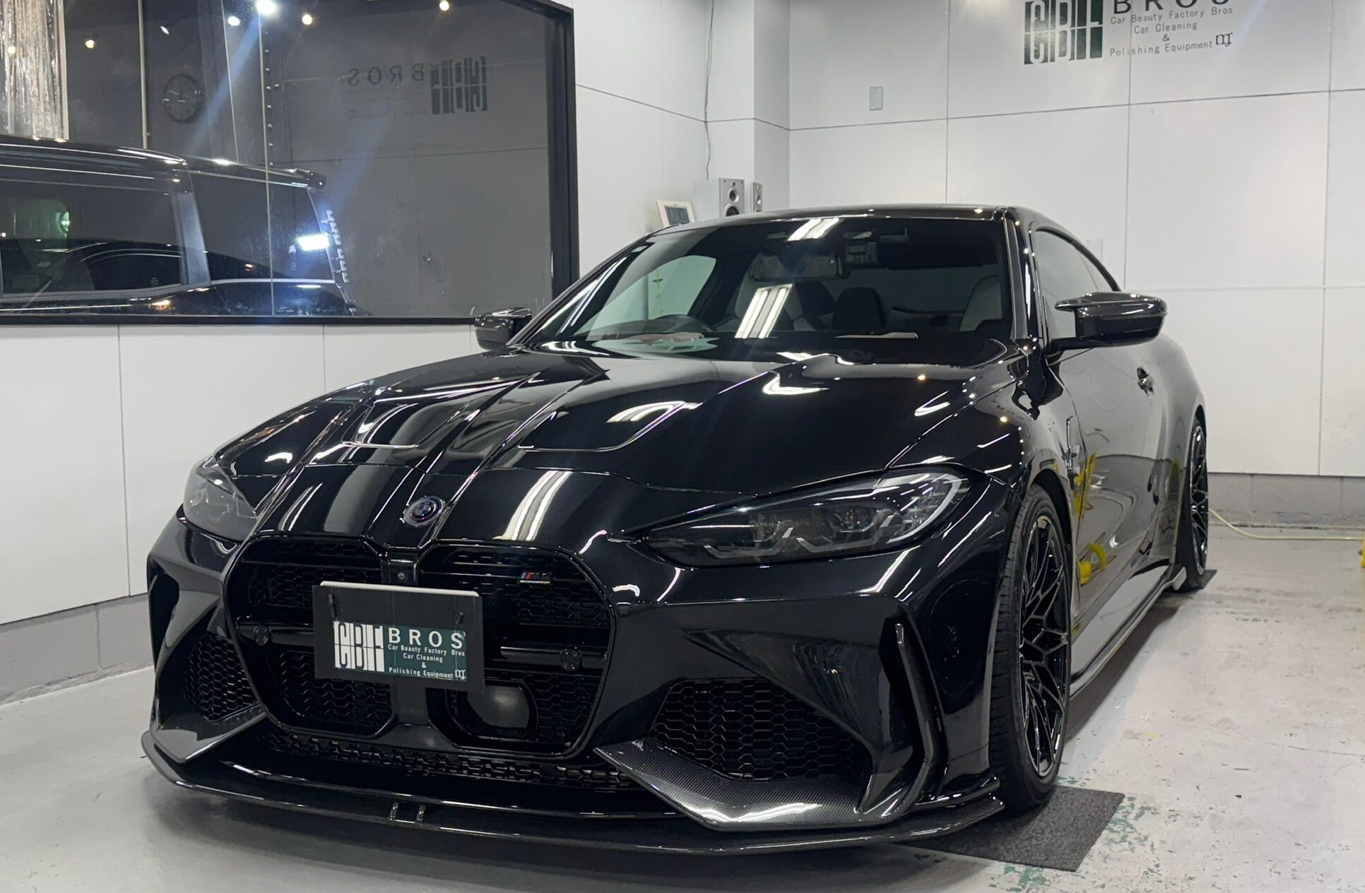 BMW・M4：ガードグレイズ施工：完成写真２