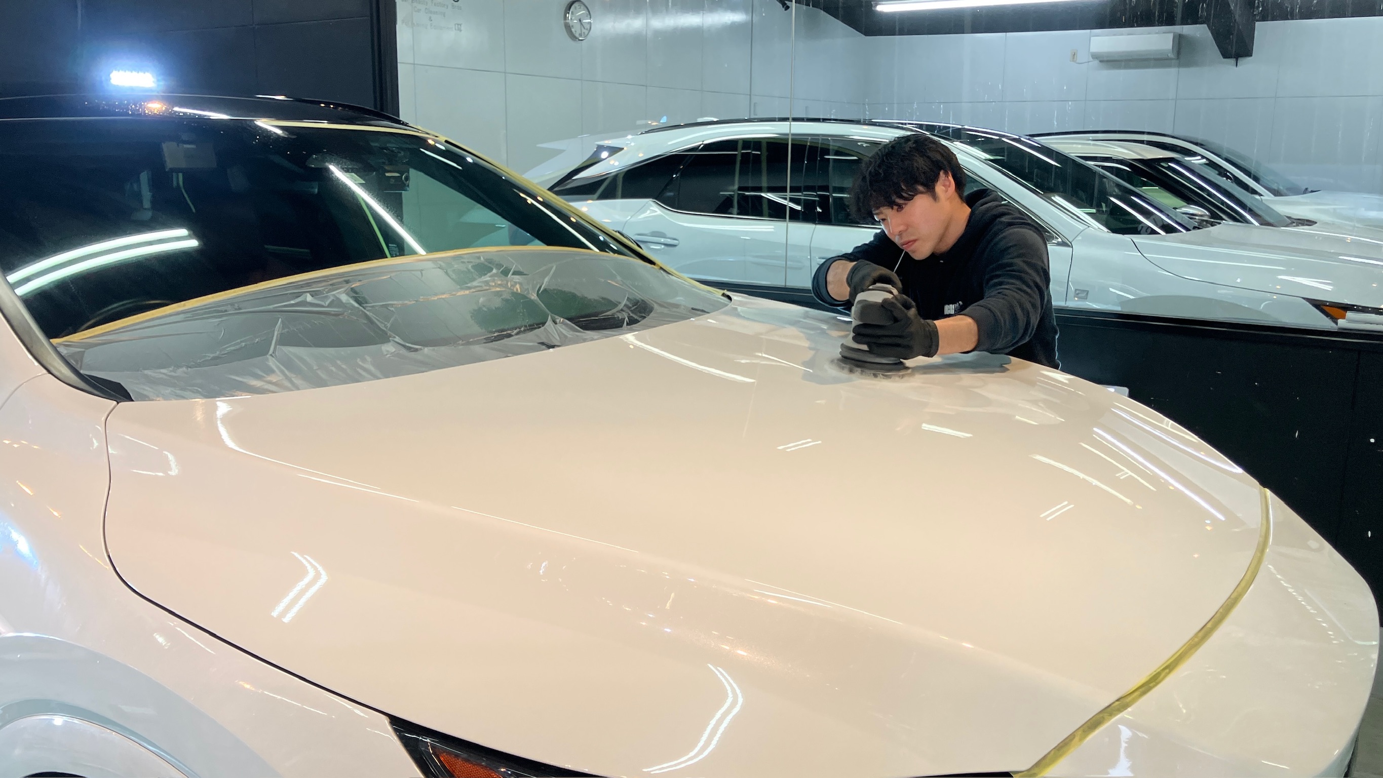 レクサス・RX：FORCE75X施工：施工写真：研磨の様子１