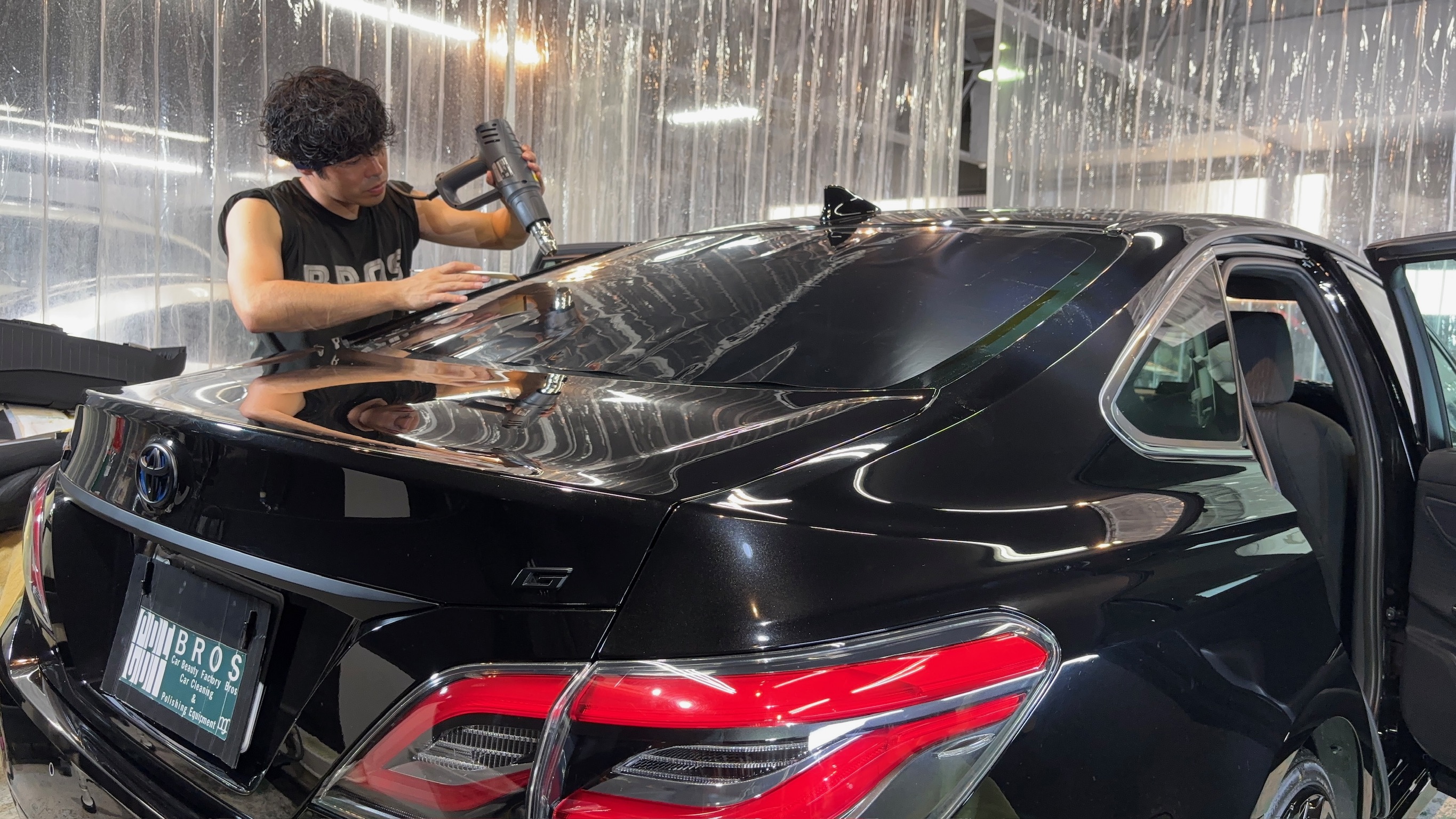 トヨタ・クラウン：断熱カーフィルム施工：施工写真